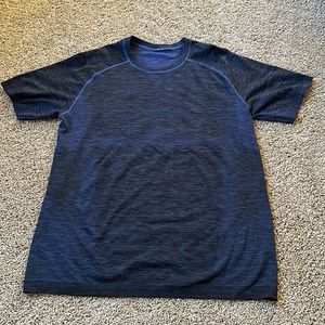 Lululemon Metal Vent Short Sleeve Tee